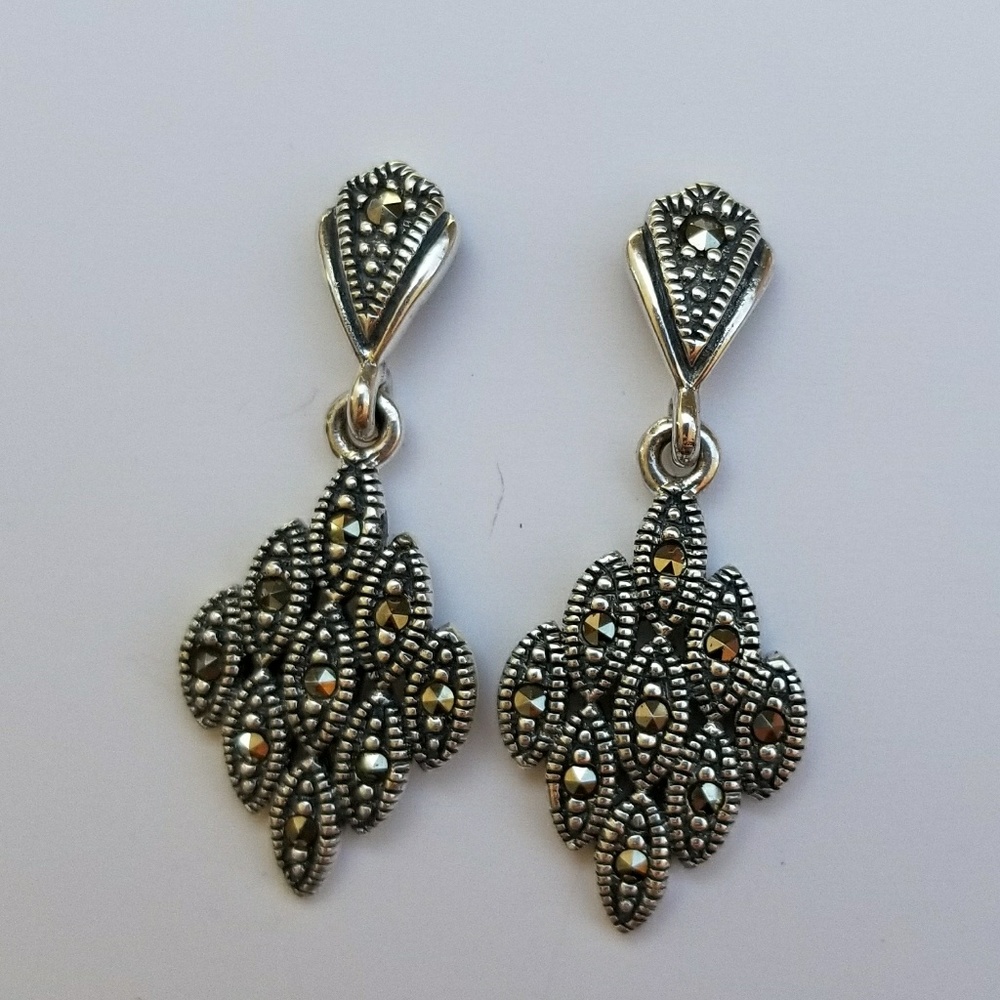 *SOLD*Sterling Silver Marcasite Marquise Earrings